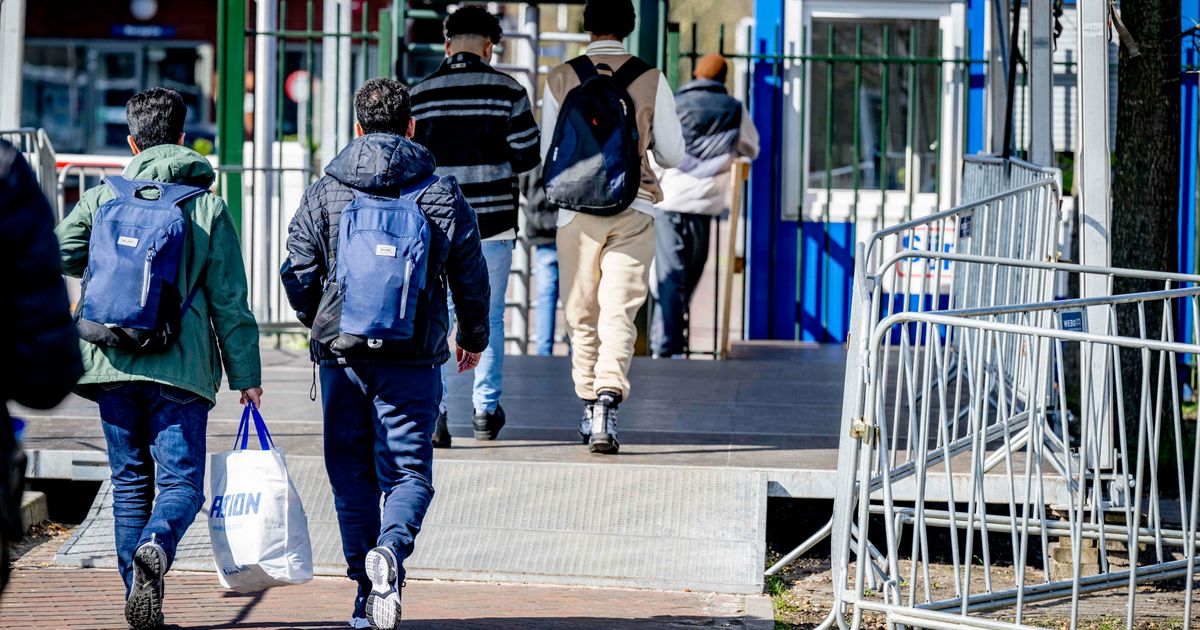 Zawracanie imigrantów. Niemiecki polityk: sąsiedzi to zaakceptują