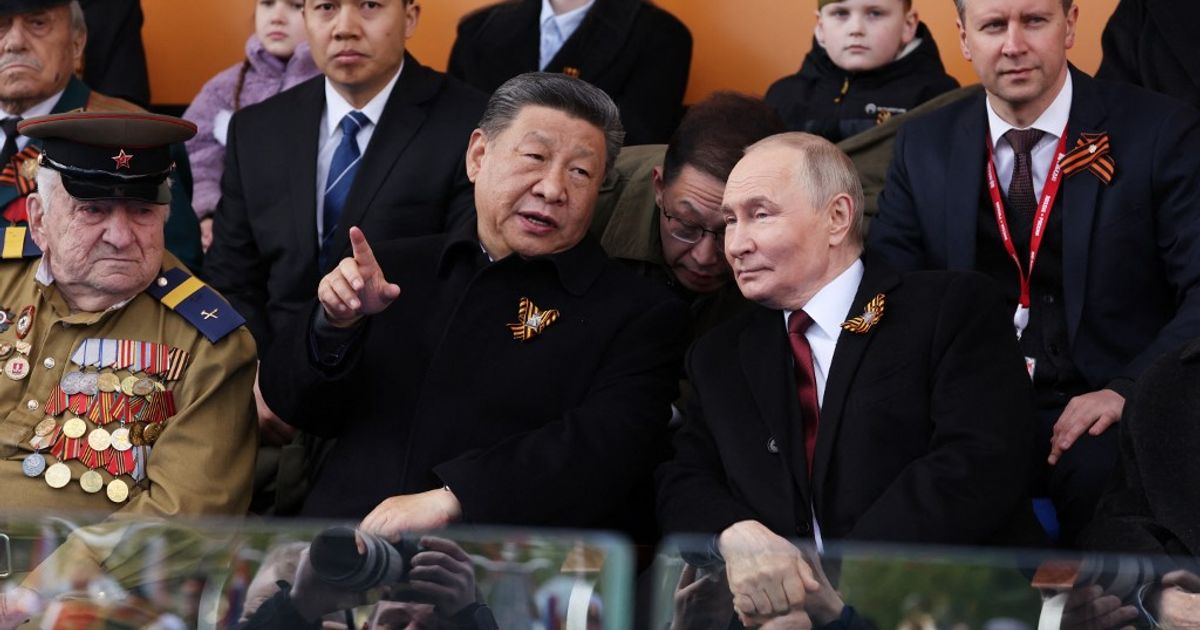 Rosyjsko-chińskie szczytowanie. Cesarz z Chin sprawdza lojalność Putina