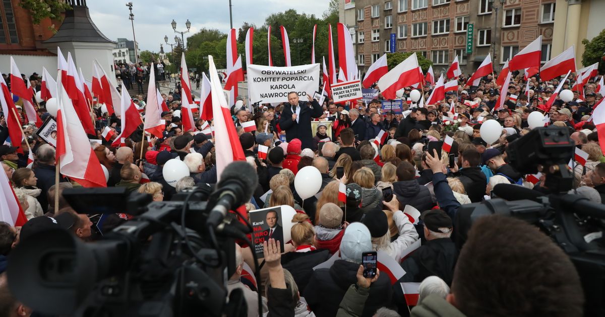 Sondaż na 6 dni przed wyborami. Gdzie jeden traci, tam drugi zyskuje