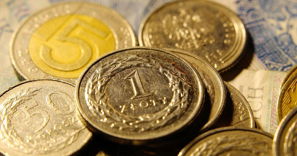 Ten podatek zbiera haracz od każdego zaoszczędzonego grosza. Można go uniknąć